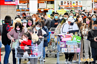 蒙面811天 部分民眾習慣戴緊緊