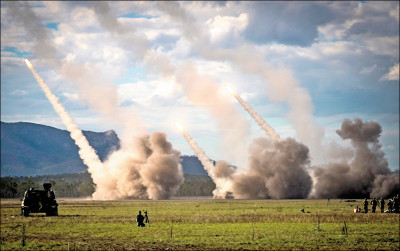首例! 美艦坎培拉號 澳洲雪梨成軍服役