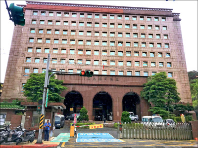 自由日日Shoot》幫操盤虛幣變廢紙 偷買遇崩盤 老同學判全賠