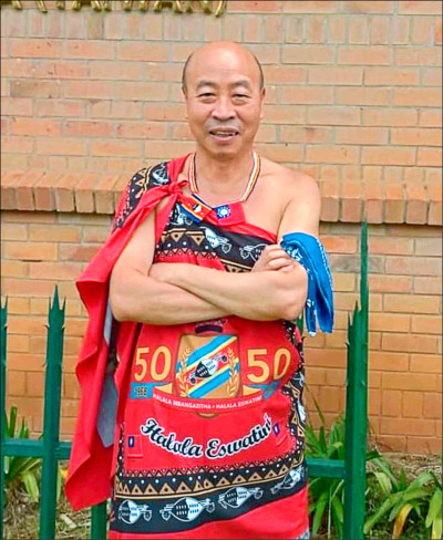 62歲中醫師黃林煌 斜槓報考美術系