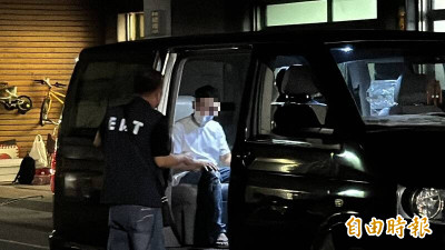 大雅縱火案》父潑油燒死2人跟著葬身火窟 兒接遺體崩潰大哭