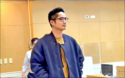 律師洩密詐團首腦收押禁見》有樣學樣 鄭鴻威辯護律師也洩密 起訴