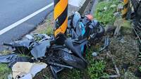 大一生騎車載高中同學撞電桿雙亡 家長悲痛：昨晚才送兒子到校