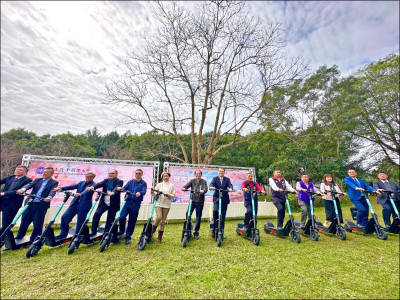 電動滑板車賞櫻 暨大櫻花季登場