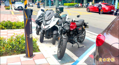 新北市7832個路邊車格 導入智慧停車