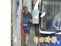 妙天捐千萬給眾望而非柯？律師傻眼曬條文