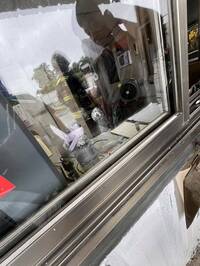 不爽被拖吊？台中文心拖吊場驚傳遭槍擊  女警衛手肘中彈