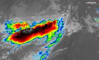 超肥厚強烈雷雨帶曝光！「黑龍」即將移入 4縣市急發大雷雨訊息