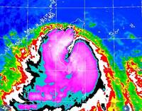 山之呼吸斬颱？楊柳登陸遭中央山脈一刀劈開雲圖曝光