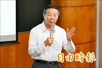 「國造潛艦」推手黃曙光請辭國安會諮委 賴總統勉予同意