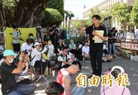 遭控為黃國昌指揮狗仔集團 謝幸恩發聲明辭中央社記者職務