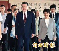 會提「行政院版財劃法」？ 卓榮泰「很確定地點頭」