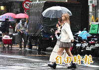 北部雨彈狂轟 多地緊急停班停課