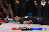 影片曝光！中國功夫大師比「打耳光」 慘遭KO倒地昏迷