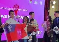 獨家》台灣之光！鹿港女兒趙韻嵐勇奪世界冰淇淋冠軍 西西里島飄起國旗