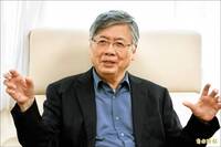 輔大醫院濺血！ 名醫江漢聲遭肄業生假裝看病持美工刀刺傷