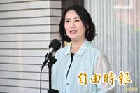 韓國瑜稱賴清德打斷三隻桌腳 吳思瑤酸：中國掀桌還等打麻將？