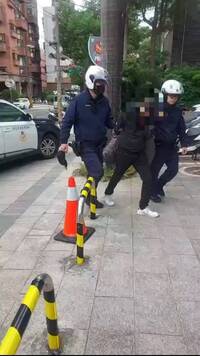 三重驚傳隨機攻擊！毒蟲持鐵棍攻擊路人  無辜六旬夫妻挨打送醫