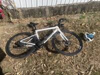 貴森森！139線30萬元自行車慘摔 騎士鎖骨斷裂送醫