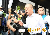 屏縣議長周典論賄賂收購郭台銘連署書二審判3年2月  最高法院發回更審