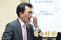 謝震武主持突放冷箭暗糗黃國昌！一句話引全場來賓爆笑