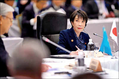 高市內閣支持率75% 連3月高檔