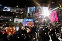 調查：美國人對跨年派對敬而遠之 寧願獨處追劇滑手機