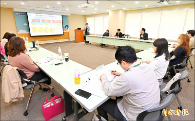 醫師：申請流程不明確 每年50億不夠用