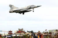 《TAIPEI TIMES》‘Not worried’ about China drills: Trump