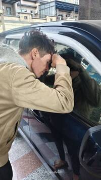 鑰匙反鎖車內急求救湧破千回應 法國作家：台灣的人情味一直都在