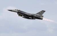 F-16夜航失事傳傘具訊號未開啟  海空持續搜救絕不放棄