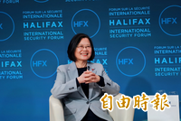 蕭美琴脆上大跳「撒嬌舞」 蔡英文神回「3字」驚呆百萬網友