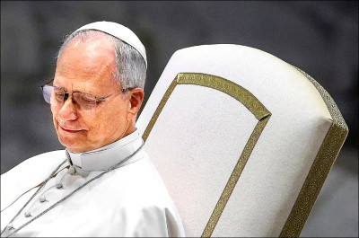 中英對照讀新聞》Pope Leo decries world’s ’zeal for war’ in fiery Vatican speech教宗良十四在激烈的梵蒂岡演說中譴責世界對戰爭的熱忱