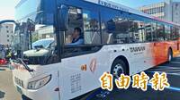 低碳旅遊新體驗 日月潭電動大客車上路