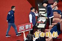 台美關稅是藍白「燙手山芋」  她提醒：擋下將搞死傳產與科技業