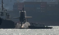 進塢1.5個月調校整備  潛艦海鯤號回碼頭為潛航測試做準備
