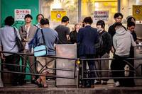 躲暗巷抽菸也照抓！台北推「無菸城市」 網酸：超商前禁菸沒人理