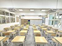 外套放膝蓋上也不行！南部高中期末考後百人吞警告掀熱議