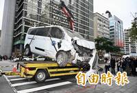 採訪車撞進北市彰銀釀多人受傷！《三立新聞》回應了