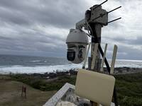 「鏡頭君」遭扭頭！東管處扮柯南：被當「抓猴神器」