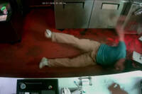 竊賊變清潔工？加州「腳滑男」夜闖冰淇淋店偷吃還幫打掃全被拍