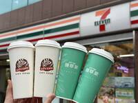 超商新品「月幻」冰拿鐵？ 網崩潰：是「兌ㄉㄨㄟˋ」換