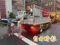 新北除夕垃圾量暴增1.7倍 環保局籲正確分類違者最高罰6000元