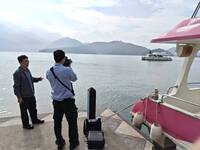 日月潭船舶突擊檢查 測速槍抓飆速掀浪