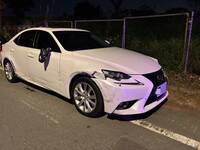 凌志中壢逆向超車對撞機車 騎士慘噴手腳擦挫傷