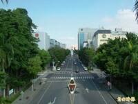 高雄楠梓園區女保全遭男友持刀砍傷  警方全力緝凶