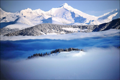 中英對照讀新聞》Italian farmers set up mountain turnstiles to charge access to Instagram hot spots 義大利農民在山上設旋轉閘門，前往Instagram美照熱點要收費