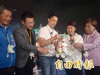 盧秀燕送4盞小提燈 蔣萬安驚：暗示我要生4寶？