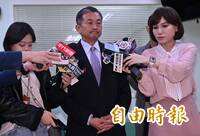 曝去年2月底已協議離婚 王定宇：與妻子仍是朋友