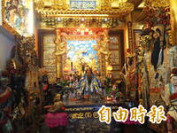 女離婚7年「前夫祖先頻託夢」 神明認證要「辭祖」